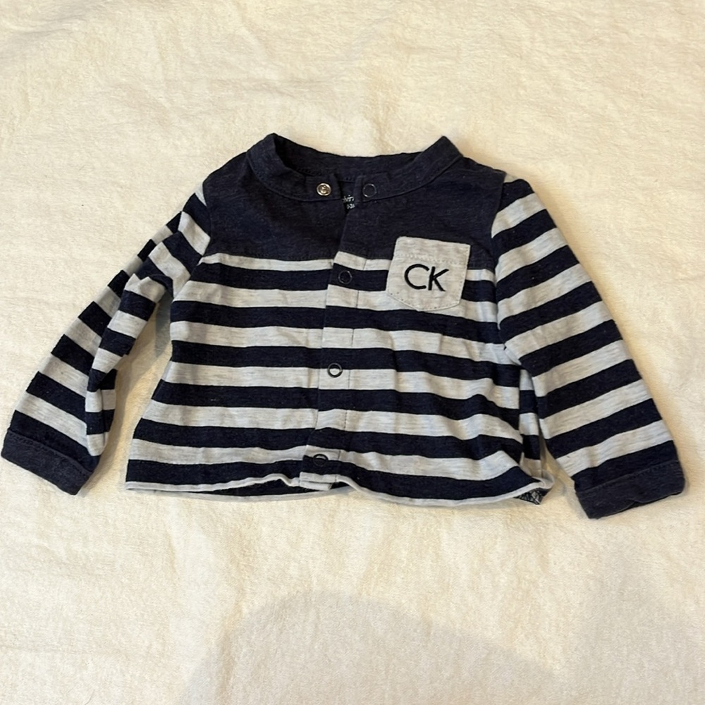 Calvin Klein Matching Set - Picture 2 of 12